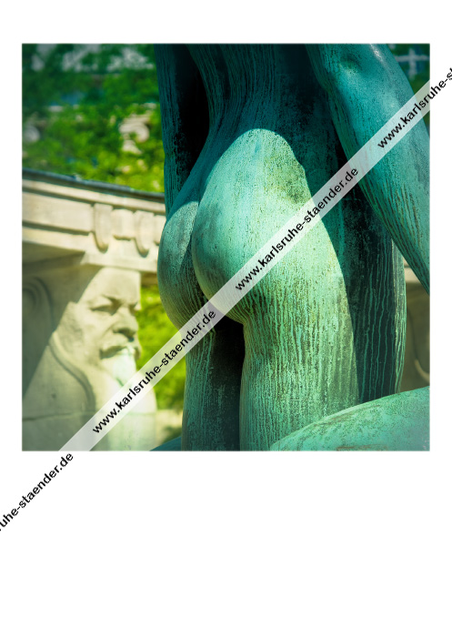 Postkarte art - Karlsruhe - Brunnen auf dem Stephanplatz Postkarte art - Karlsruhe - Brunnen auf dem Stephanplatz
